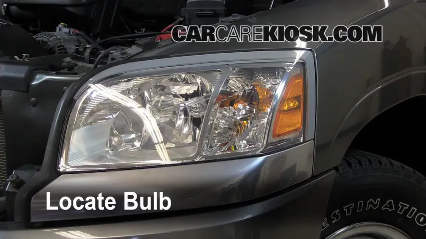 2007 Mitsubishi Raider LS 3.7L V6 Extended Cab Pickup Lights Turn Signal - Front (replace bulb)